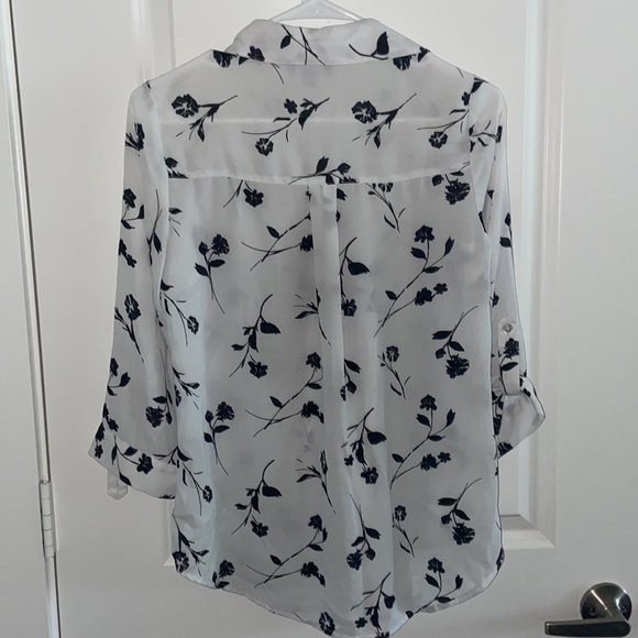 SMALL Fortune & Ivy Floral White/Black Button Down Blouse - Picture 2 of 4